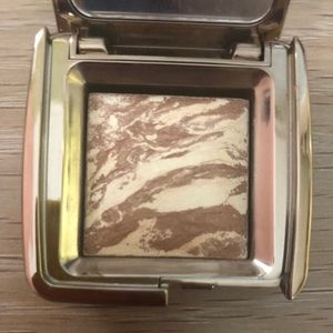 Hourglass Mini Ambient lighting Bronzer diffused